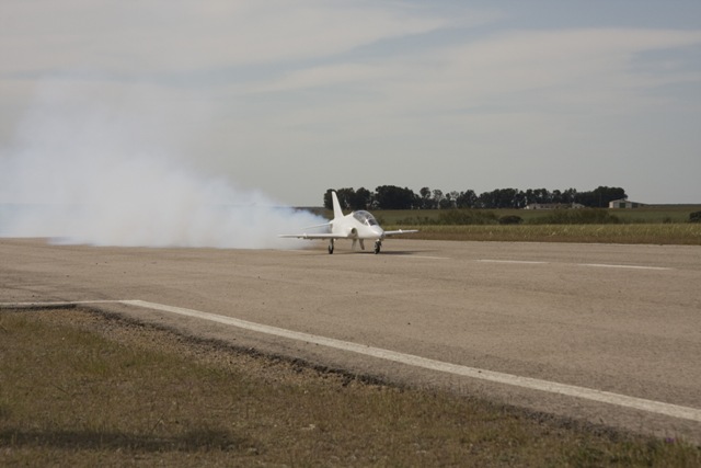 Download EUG000690 (640Wx427H)
